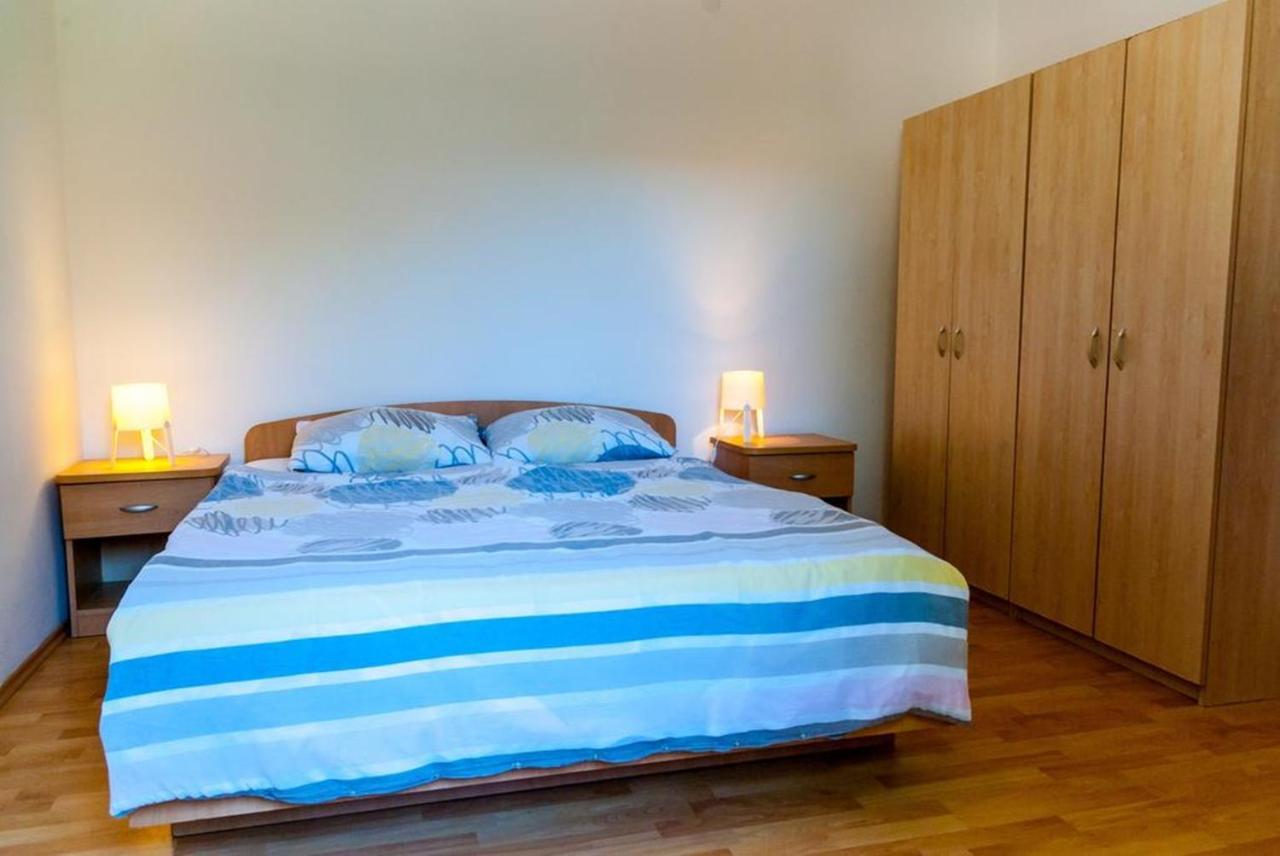 Villa Mediterranea - Apartments Медулин Екстериор снимка