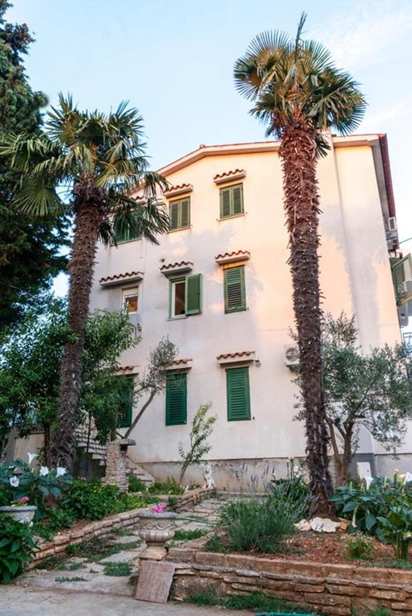 Villa Mediterranea - Apartments Медулин Стая снимка